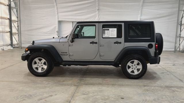 2017 Jeep Wrangler Unlimited Base