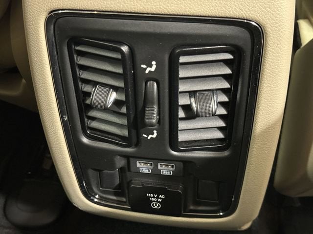 2020 Jeep Grand Cherokee Base