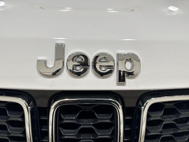2020 Jeep Grand Cherokee Base