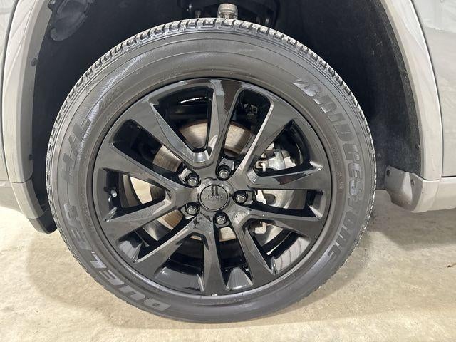 2020 Jeep Grand Cherokee Base