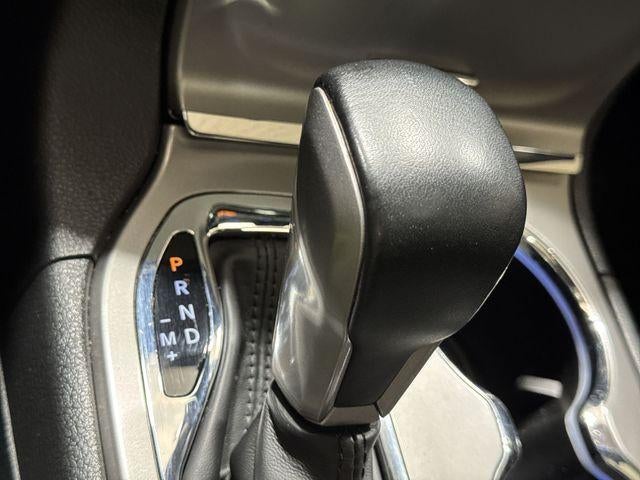 2022 Jeep Grand Cherokee WK Base