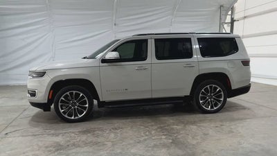 2022 Jeep Wagoneer Base