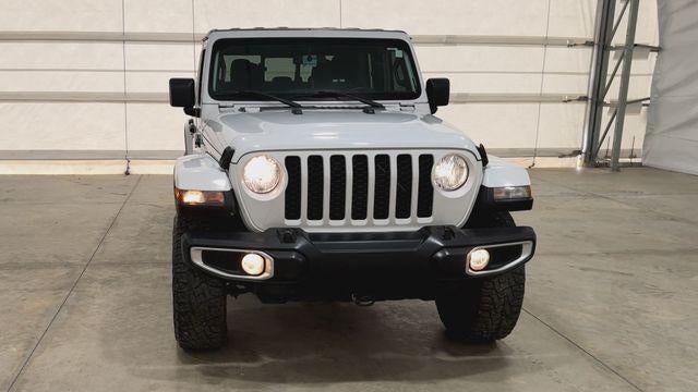 2022 Jeep Gladiator Base