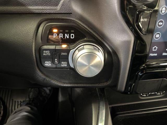 2022 RAM 1500 Laramie Crew Cab 4x4 5'7" Box