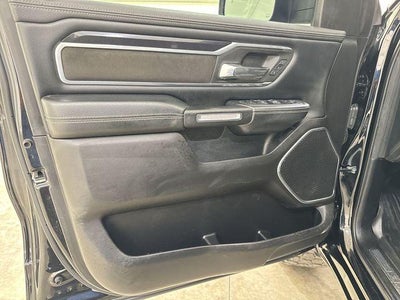2022 RAM 1500 Laramie Crew Cab 4x4 5'7" Box