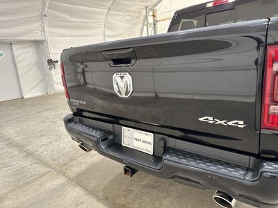 2022 RAM 1500 Laramie Crew Cab 4x4 5'7" Box