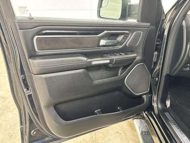 2022 RAM 1500 Base