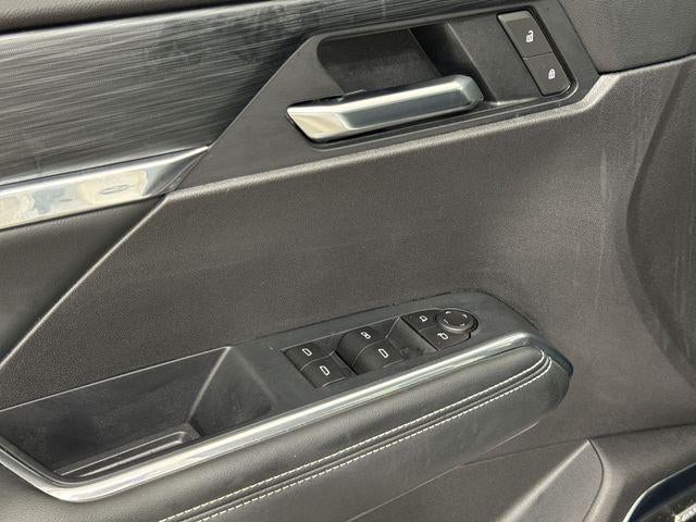 2025 GMC Acadia Base