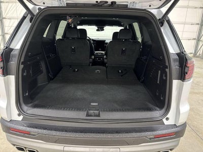 2025 GMC Acadia Base