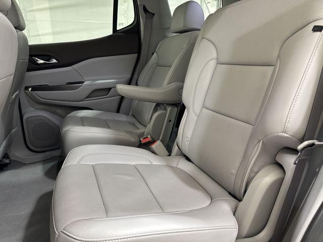 2023 GMC Acadia Base