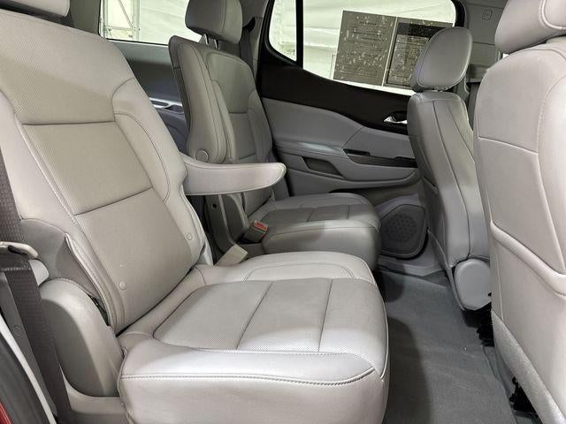 2023 GMC Acadia Base