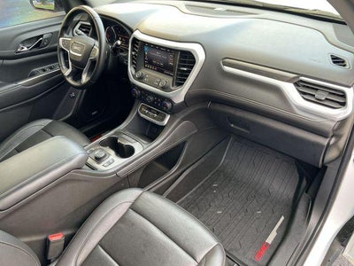 2020 GMC Acadia SLT