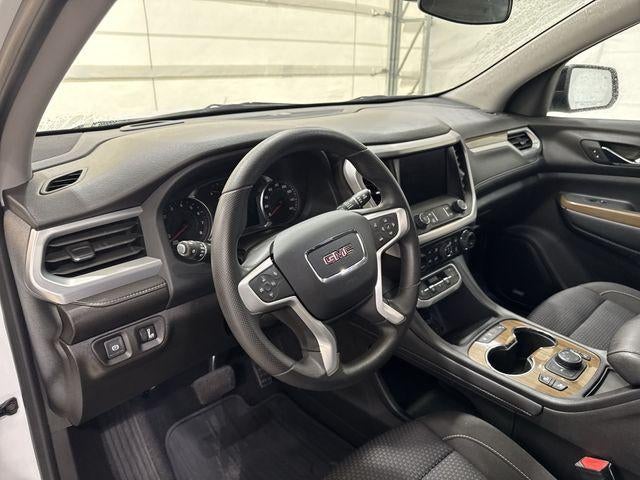 2023 GMC Acadia Base