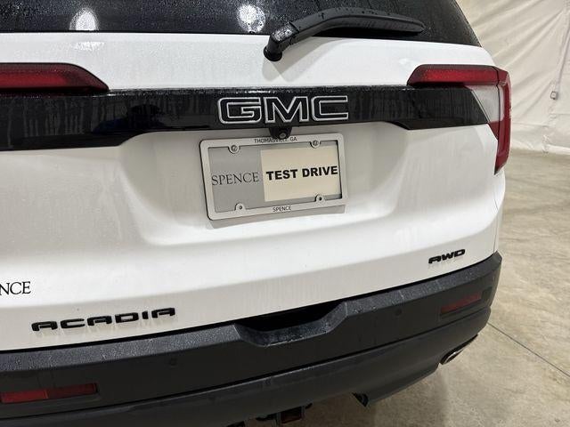 2023 GMC Acadia Base