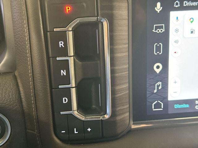 2023 GMC Yukon Base
