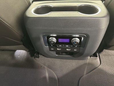 2023 GMC Yukon Base