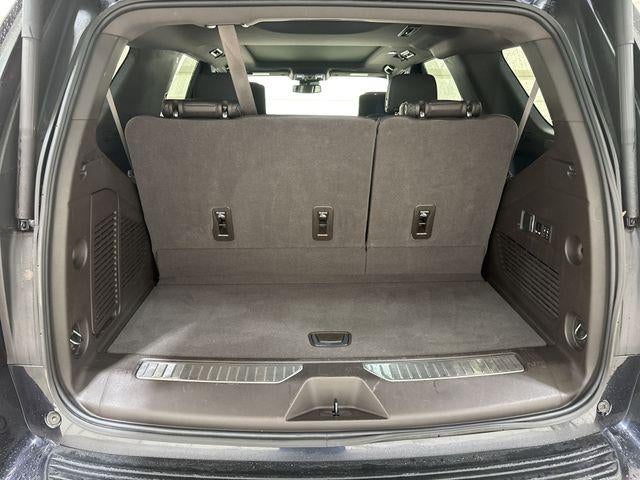 2023 GMC Yukon Base