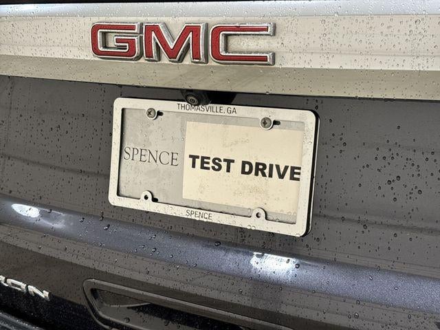 2023 GMC Yukon Base