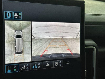 2025 GMC Yukon XL Base