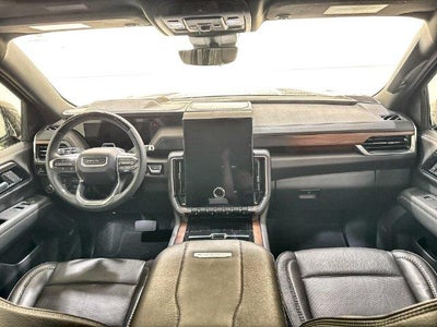 2025 GMC Yukon XL Base