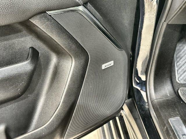 2025 GMC Yukon XL Base