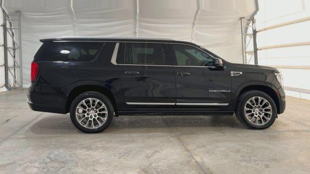 2025 GMC Yukon XL Base