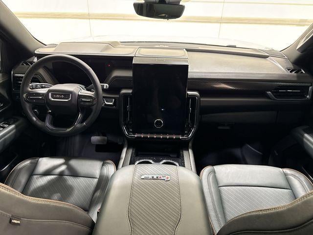 2025 GMC Yukon Base