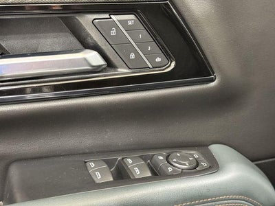 2025 GMC Yukon Base