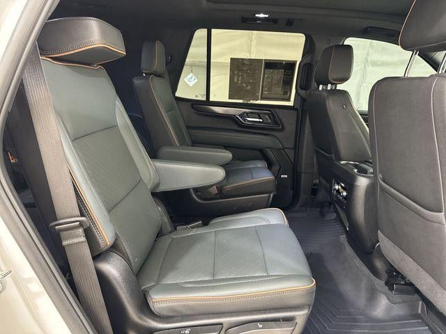 2025 GMC Yukon Base