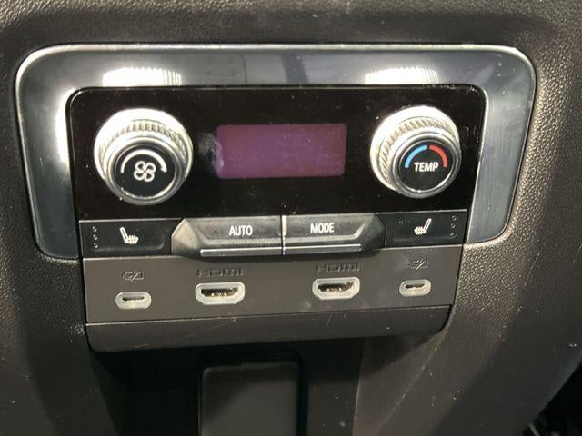 2023 GMC Yukon XL Base