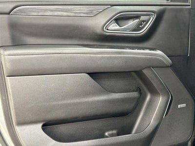 2023 GMC Yukon XL Base