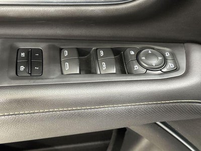 2023 GMC Yukon XL Base