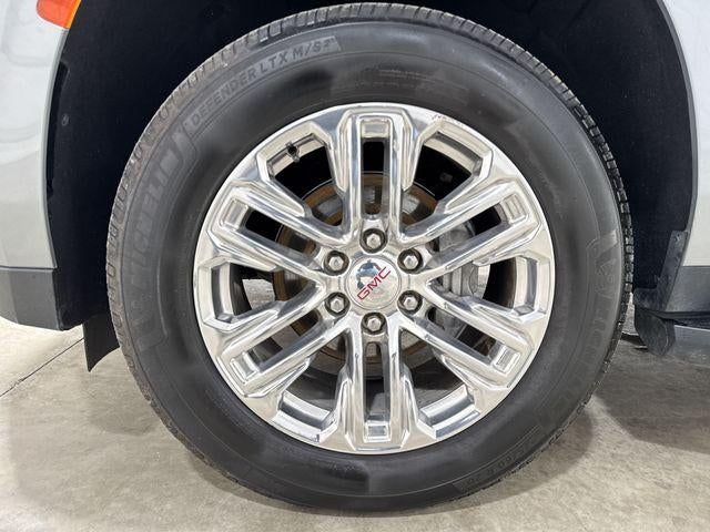 2023 GMC Yukon XL Base