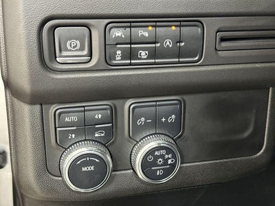 2023 GMC Yukon XL Base