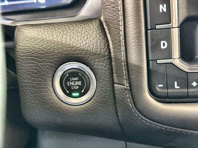 2024 GMC Yukon XL Base
