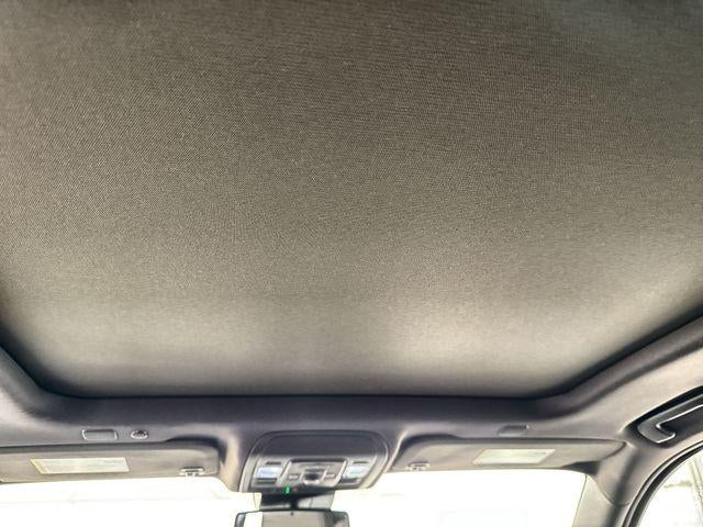2024 GMC Yukon XL Base