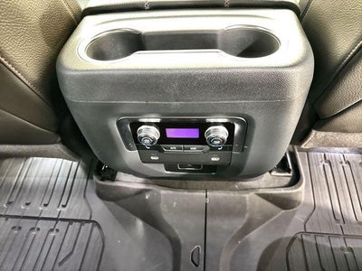2024 GMC Yukon XL Base