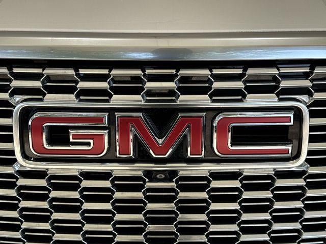 2021 GMC Yukon XL Base