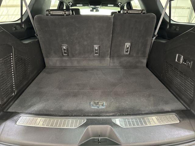 2023 GMC Yukon XL Base