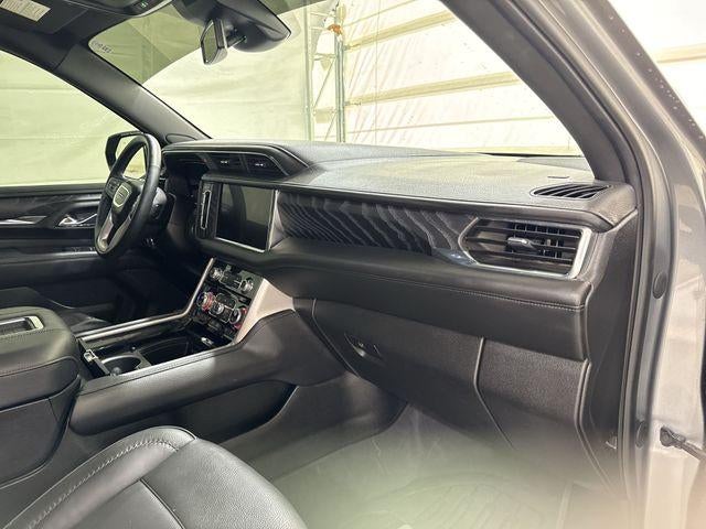2023 GMC Yukon XL Base