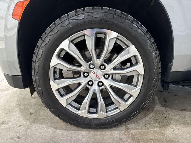 2023 GMC Yukon XL Base