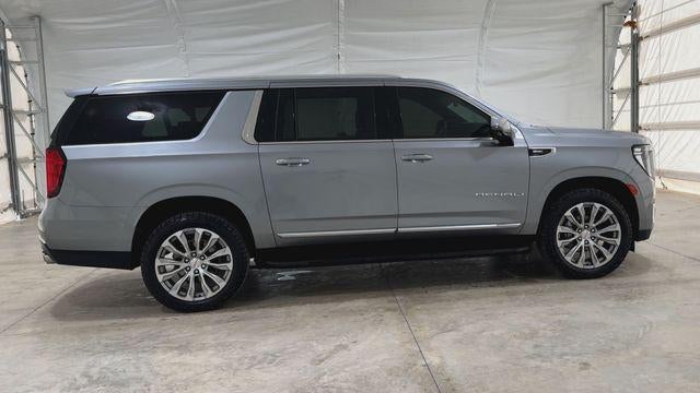 2023 GMC Yukon XL Base
