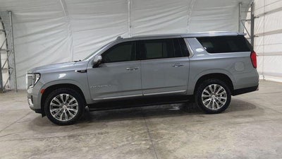 2023 GMC Yukon XL Base
