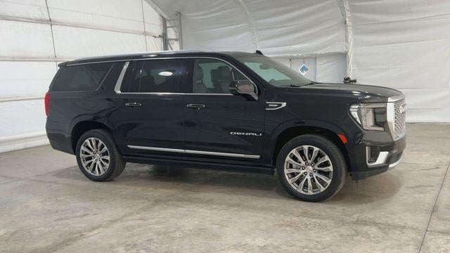2023 GMC Yukon XL Base