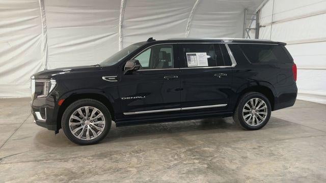 2023 GMC Yukon XL Base