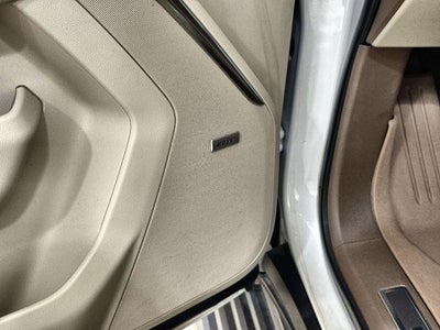 2025 GMC Yukon XL Base