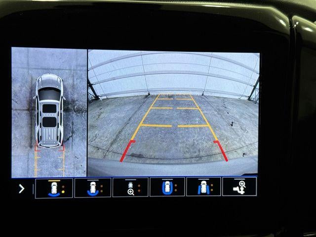 2021 Chevrolet Traverse Base