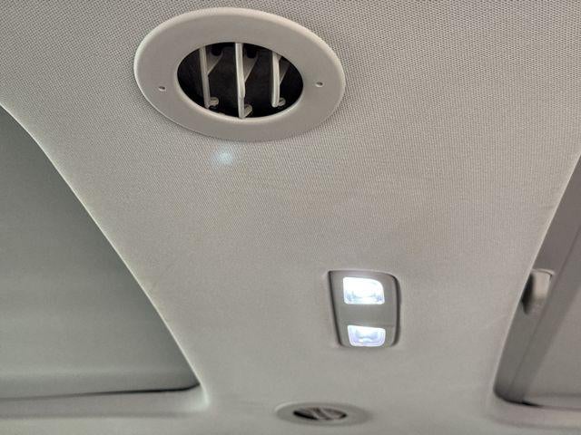 2021 Chevrolet Traverse Base