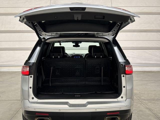 2021 Chevrolet Traverse Base