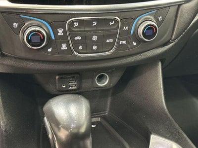 2021 Chevrolet Traverse Base